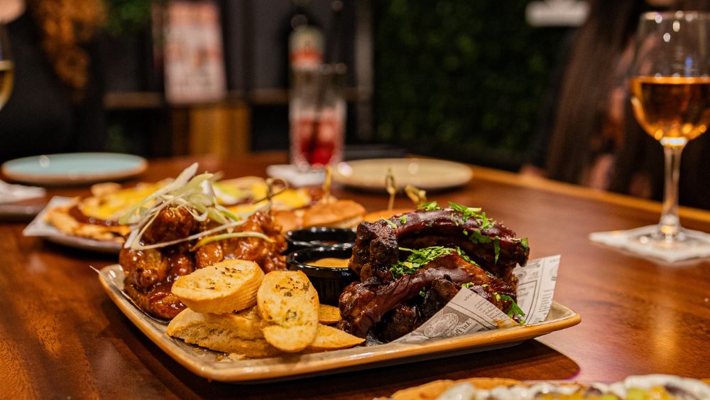 Nightlife in Malta - Cheeky Monkey Gastropub