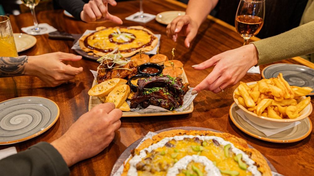 Nightlife in Malta - Cheeky Monkey Gastropub