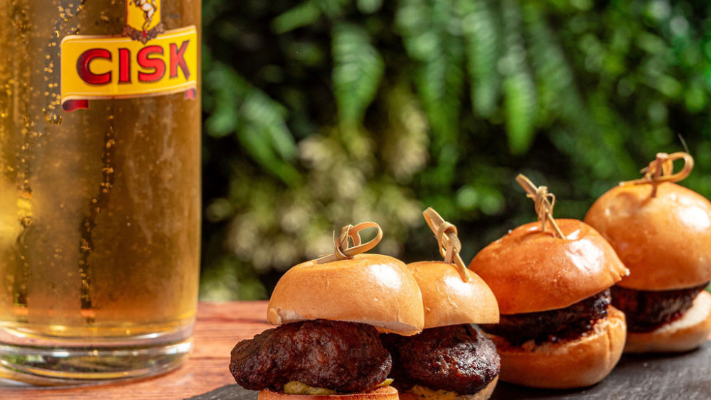 Restaurants in St Paul's Bay - Cheeky Monkey Gastropub