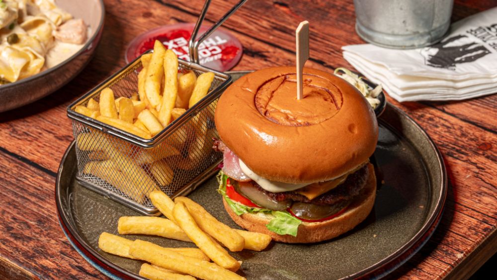 Cheeky Monkey - Gastropub Malta